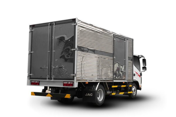 JAC N200S/N250S E5A thùng kín màu trắng