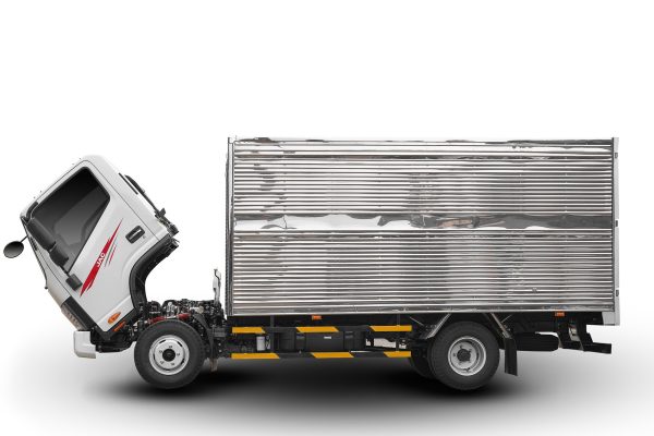 JAC N200S/N250S E5A thùng kín màu trắng