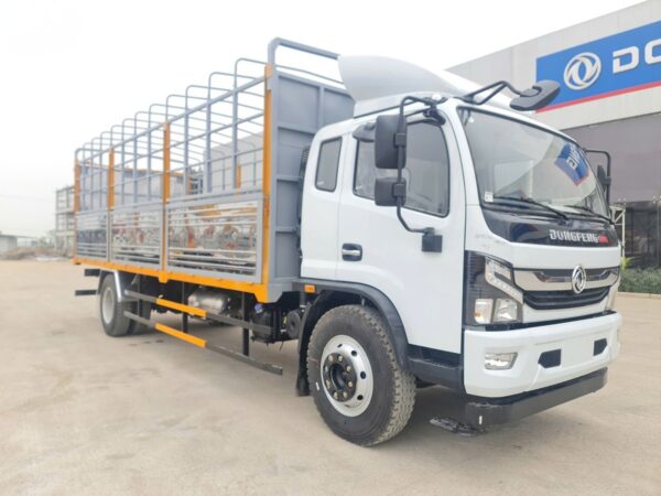 Dongfeng Captain-C thùng mui bạt tiêu chuẩn 8.97 tấn - thùng dài 7.1 mét
